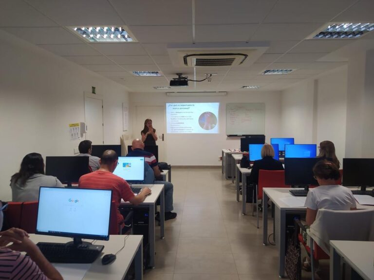 Terminado el curso de Herramientas y Competencias Digitales para el Trabajo en Alcázar de San Juan